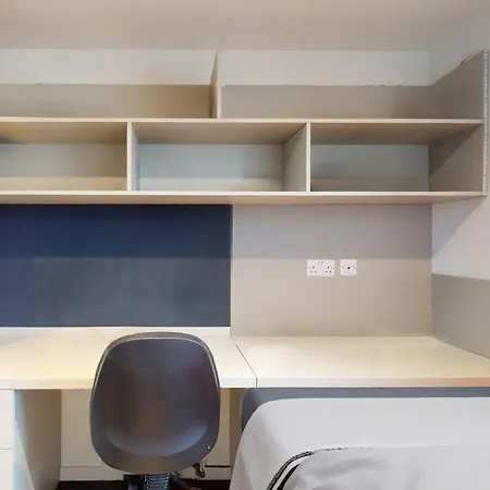 Private Bedrooms With Shared Kitchen, Studios And 2 Bed Apartments At Canvas Manchester Extérieur photo